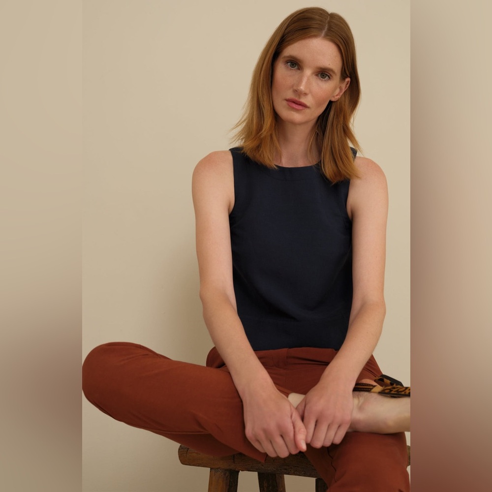NWT Sophiegrace The Ella Linen Tank Navy
